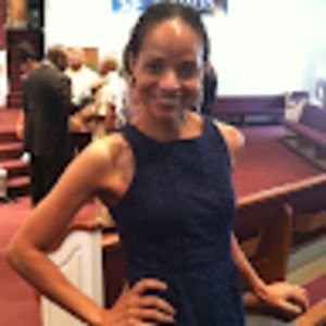 Meet your Posher, Dionne